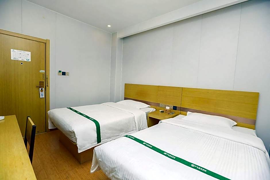 GreenTree Inn Dalian North Railway Station Express Hotel