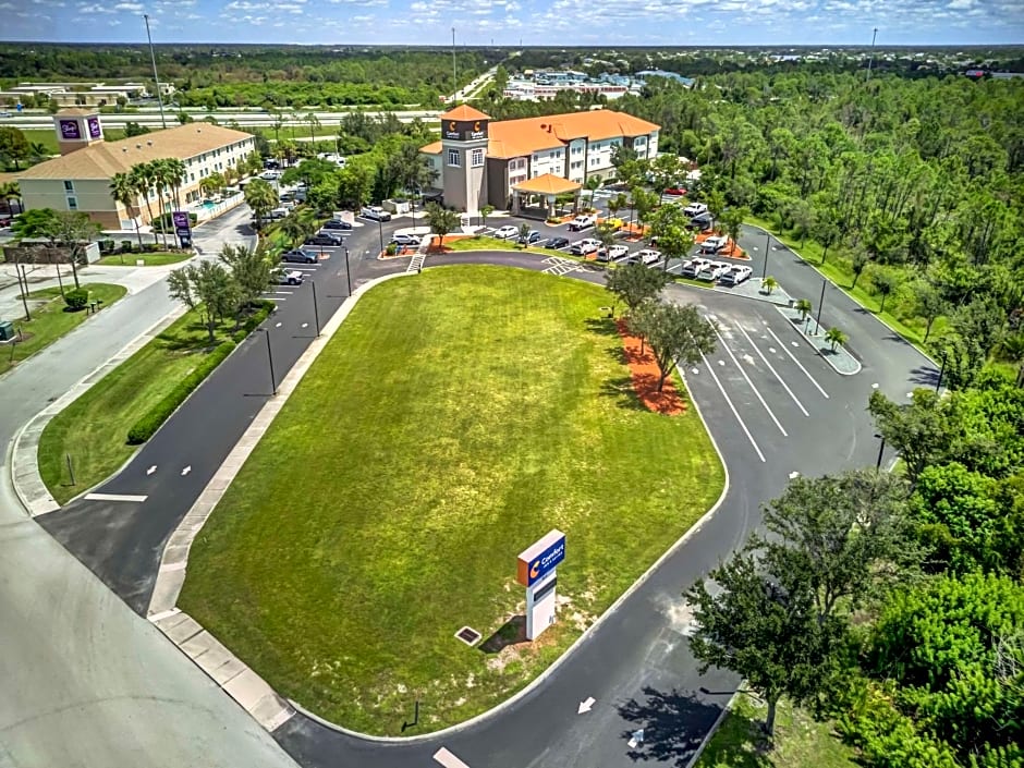 Comfort Inn & Suites