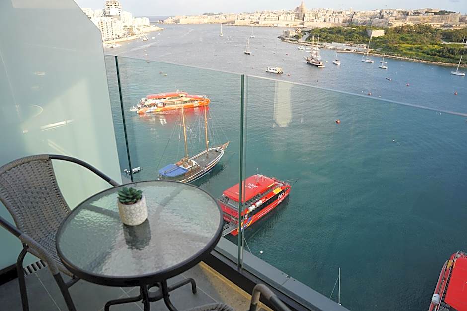 The Londoner Hotel Sliema