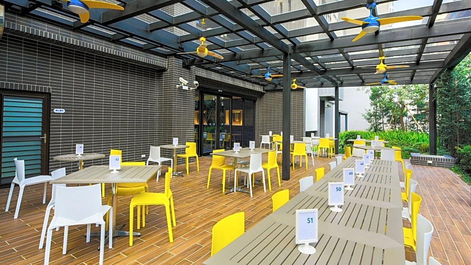 Holiday Inn Express Taichung Fengchia by IHG