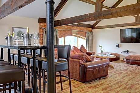 Deluxe Apartment - Non-Smoking