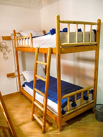 Bed in 6-Bed Mixed Dormitory Room