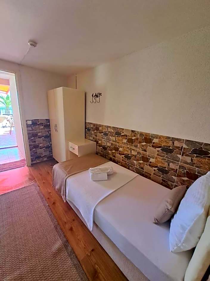 Sözer Otel