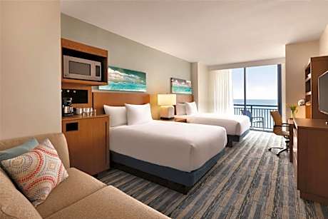 Oceanfront Den Room with Two Queen Beds - High Floor