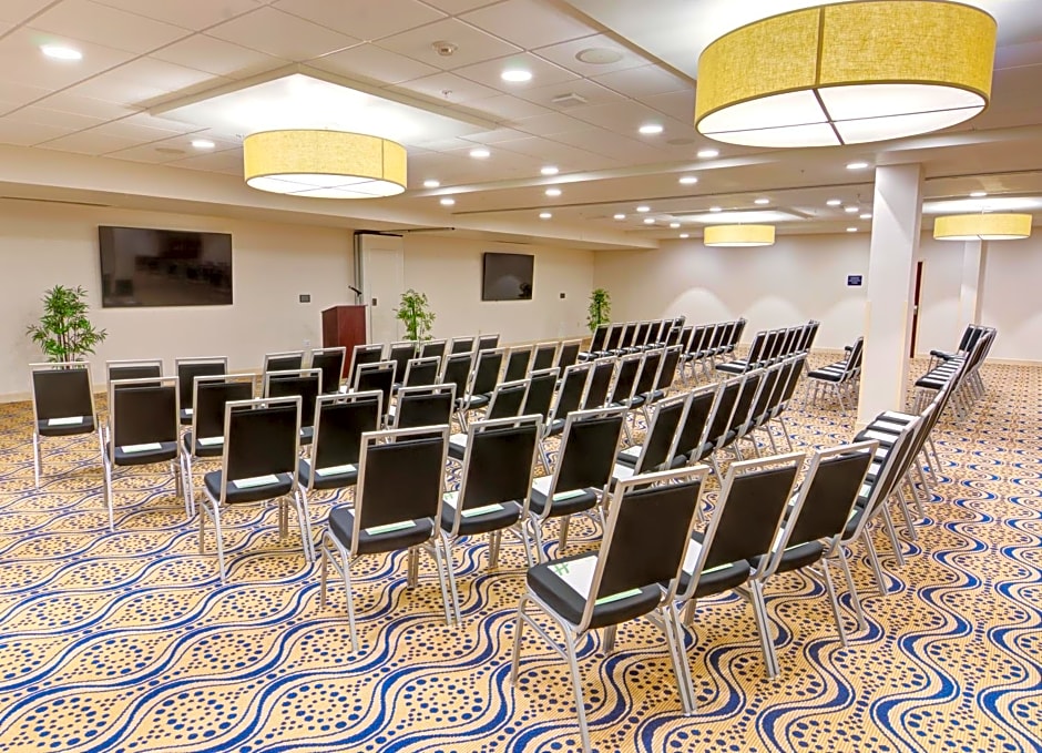 Holiday Inn Gainesville-University Center, an IHG Hotel