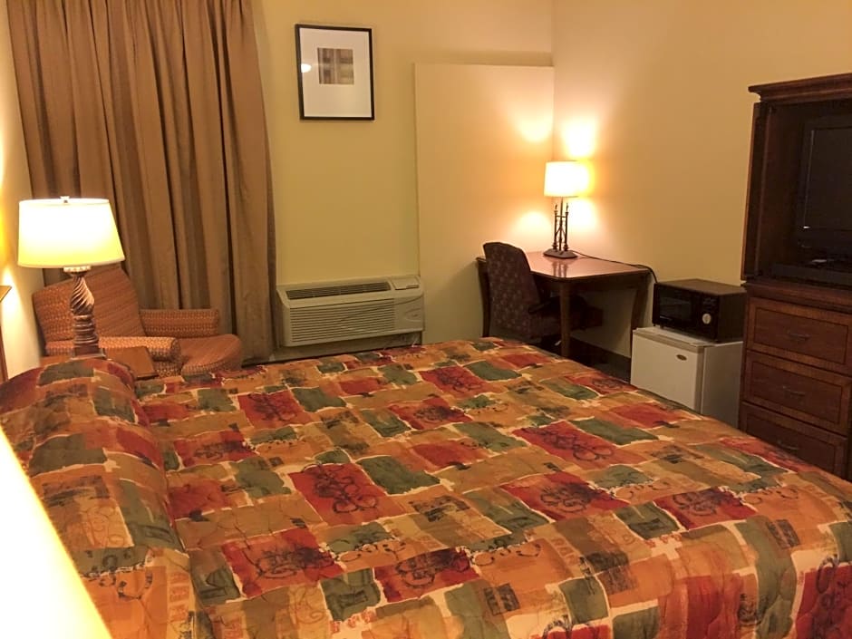 Country Regency Inn & Suites