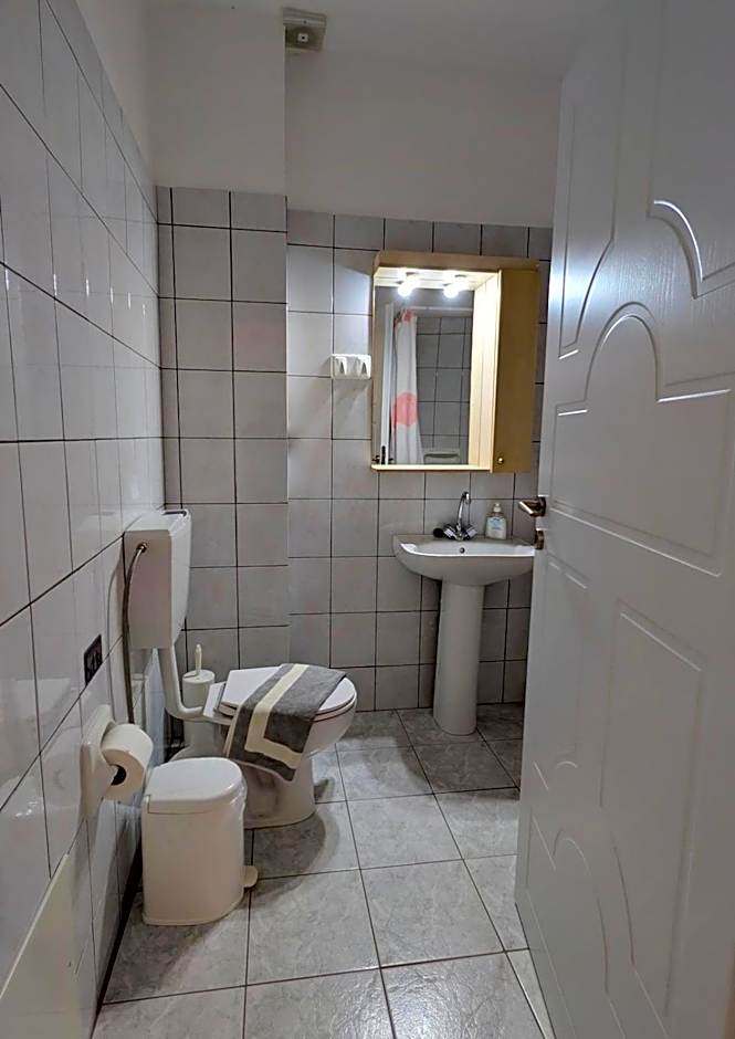 Arsinoi Studios and Apartments