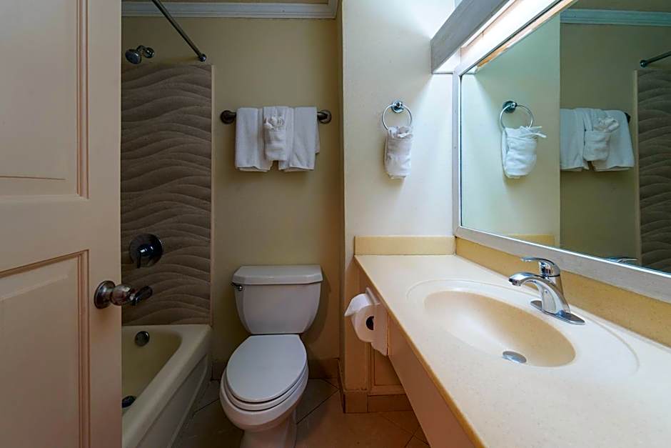 Southern Palms Beach Club