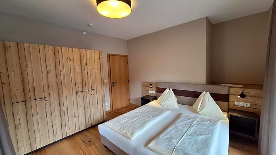 Alpenspitz Appartements - Garni - B&B