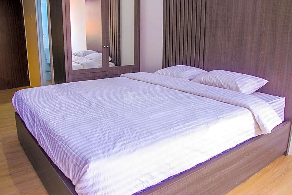 RedLiving Apartemen Gunung Putri Square - Abidin Room Tower Pinus
