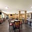 Quality Inn & Suites Airport
