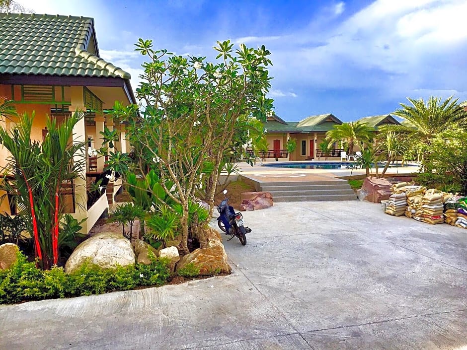 Huan Soontaree Resort