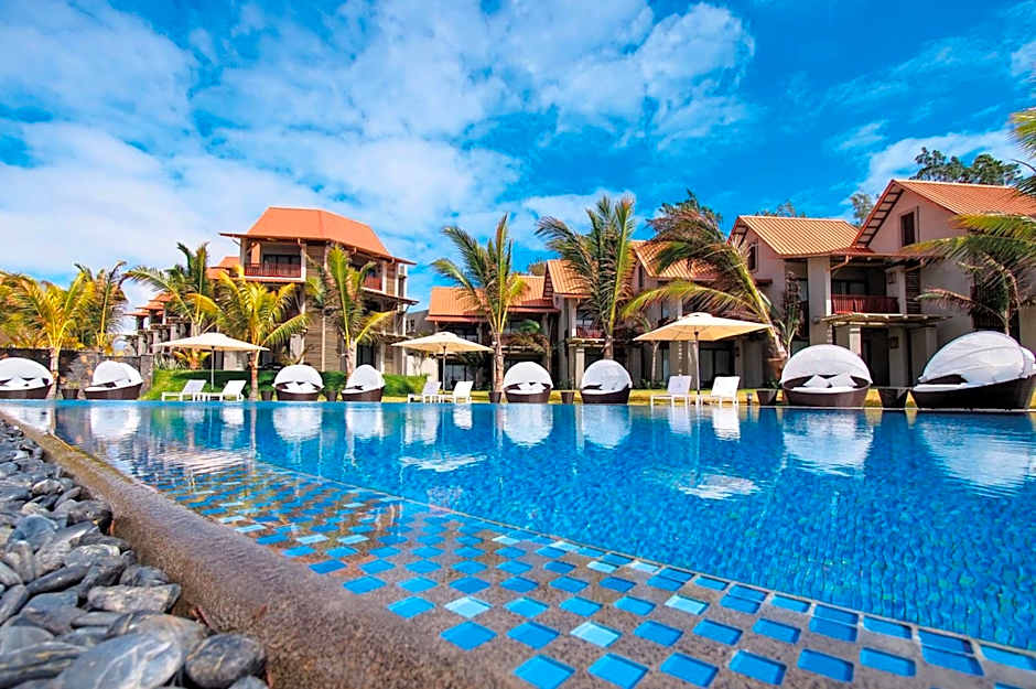 Crystals Beach Resort Belle Mare, a member of Radisson Individuals