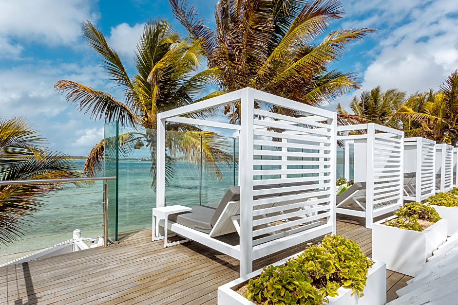 Tropical Attitude, 3 Star