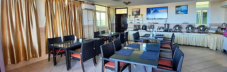 Island Paradise Inn