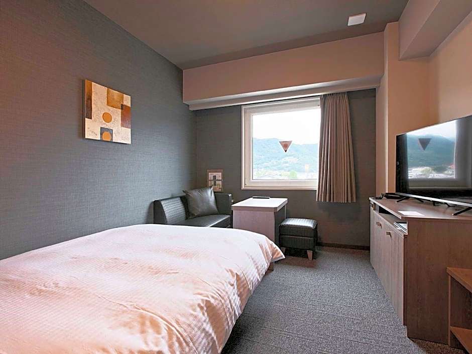 Hotel Route Inn Miyoshi Ekimae
