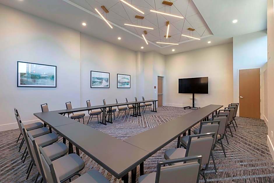 Embassy Suites by Hilton Asheville Downtown