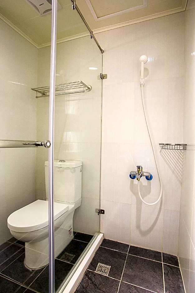 Huang Shin Business Hotel-Shang An