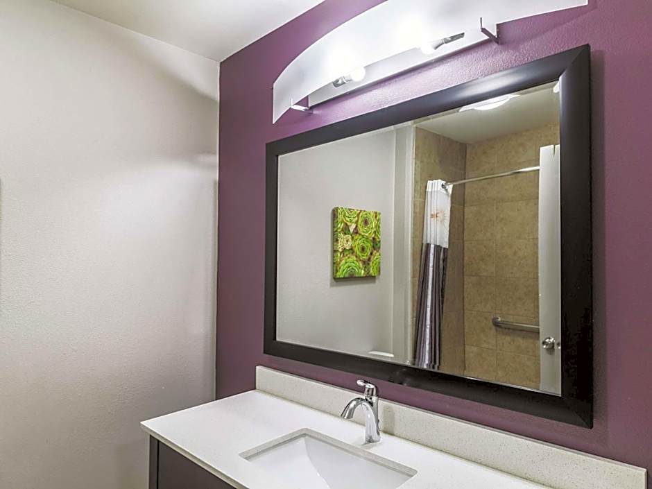 La Quinta Inn & Suites by Wyndham Mission At West Mcallen