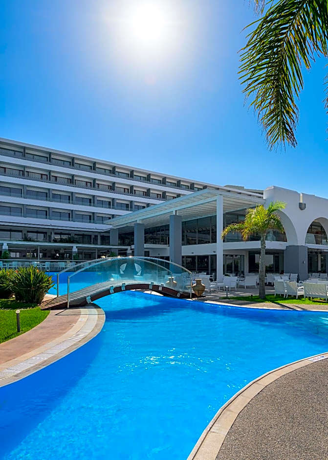 Oceanis Beach Hotel