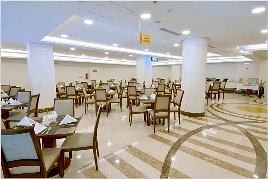 Zaha Al Munawara Hotel