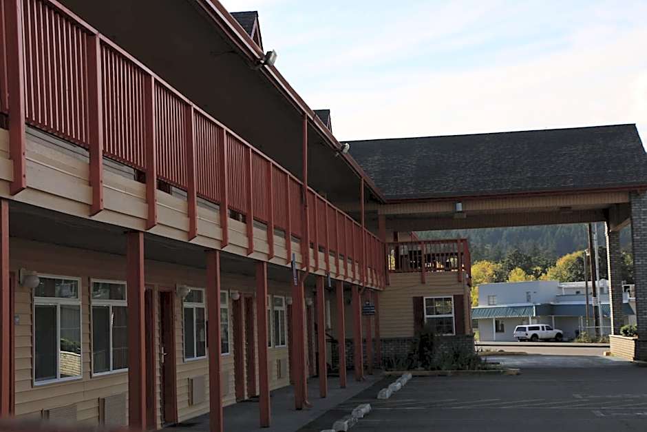 Rice Hill Inn