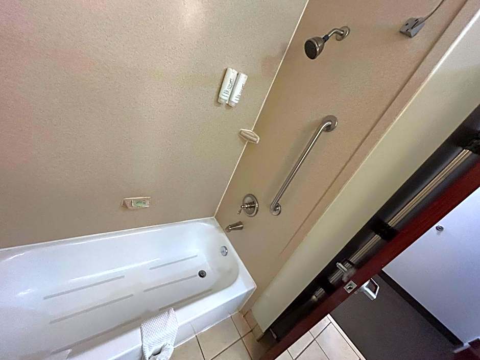 Sleep Inn & Suites Manchester