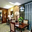 Golden Spring Hotel