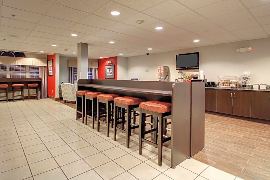 Microtel Inn & Suites by Wyndham Tuscaloosa