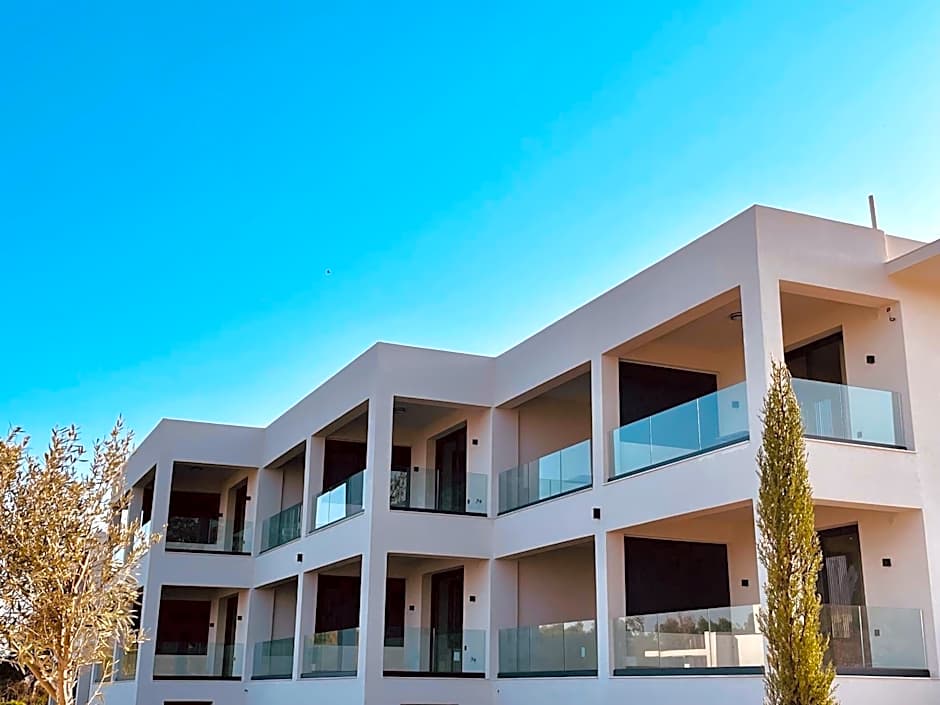 Casa Tsouka ApartHotel