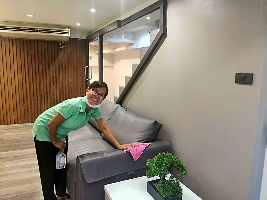 Baan Kun Mhor Hostel