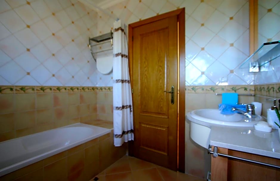 Villa Vista Mar Piscina Suites