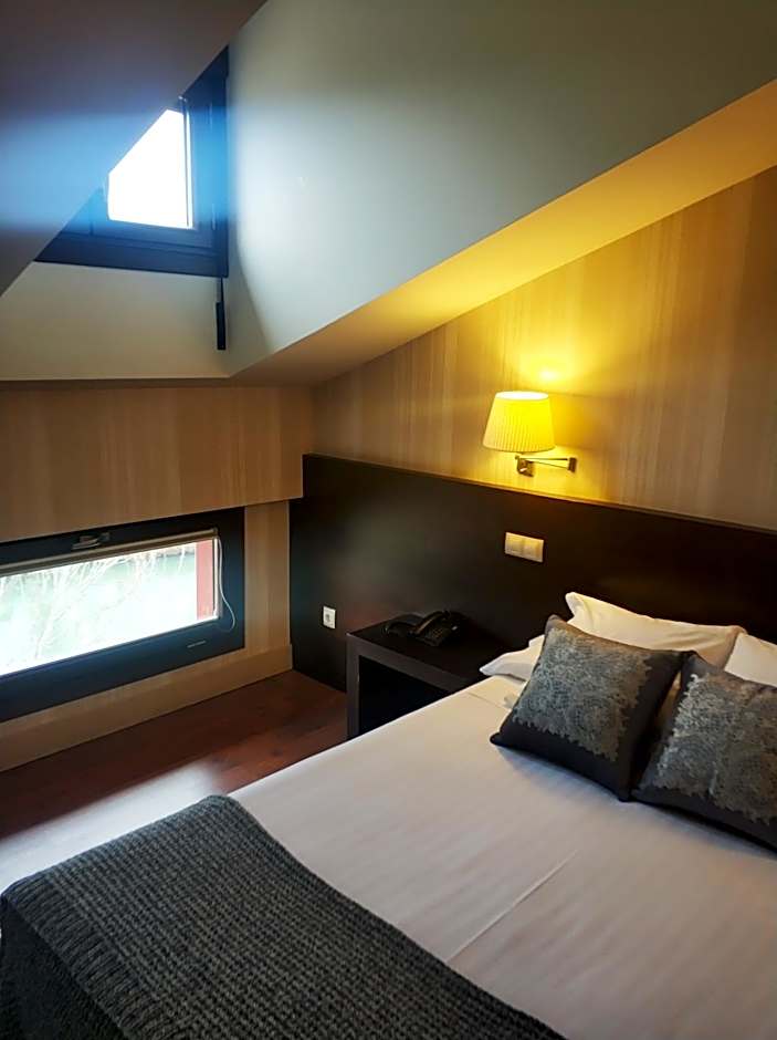 Hotel Puerta del Arco