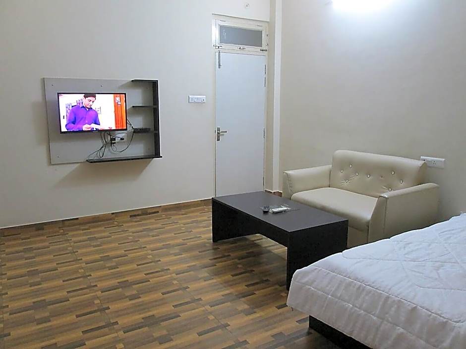 Hotel Ramprastha – Ayodhya, VA