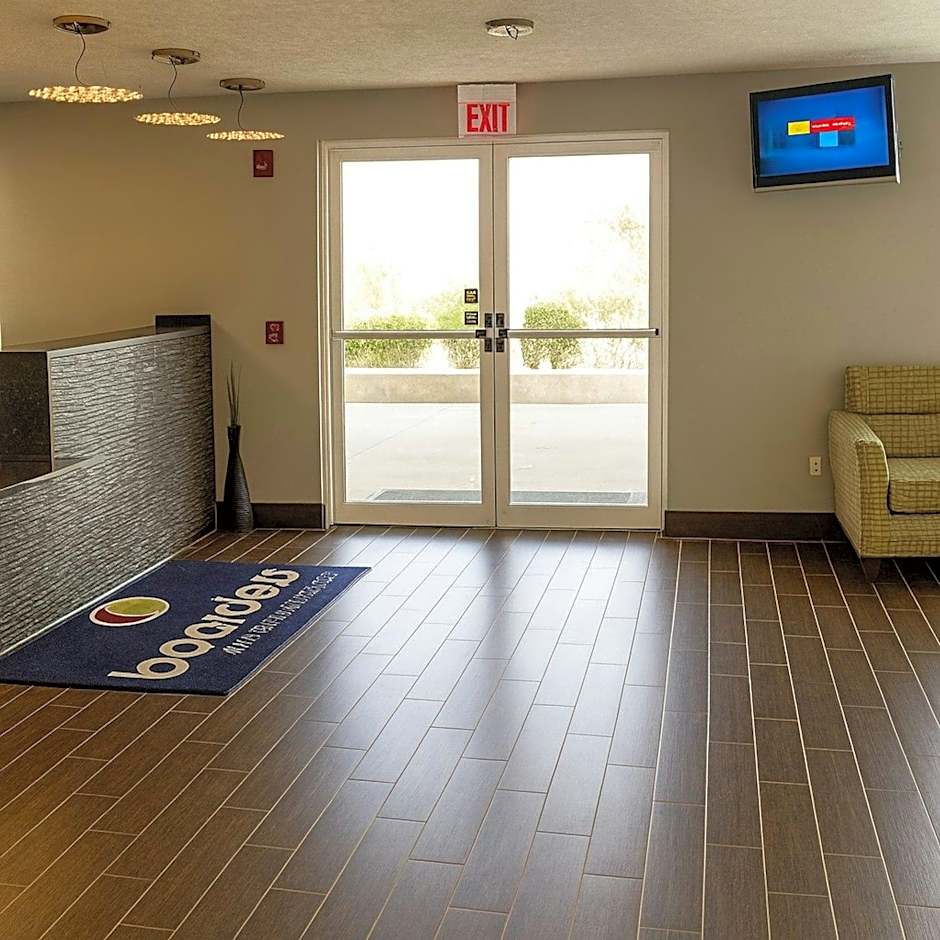 Boarders Inn & Suites by Cobblestone Hotels - Ashland City