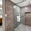 Embassy Suites By Hilton Detroit Metro Airport