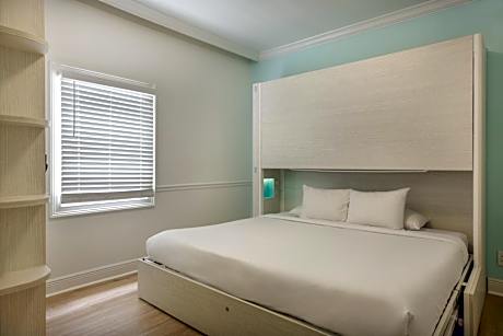 Private Two-Bedroom Presidential Suite