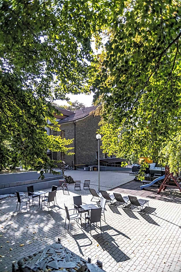 4 Évszak Hegyihotel