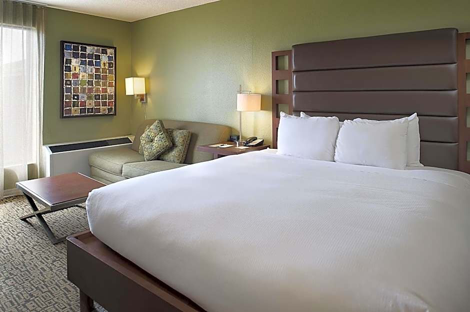 DoubleTree By Hilton Collinsville St Louis