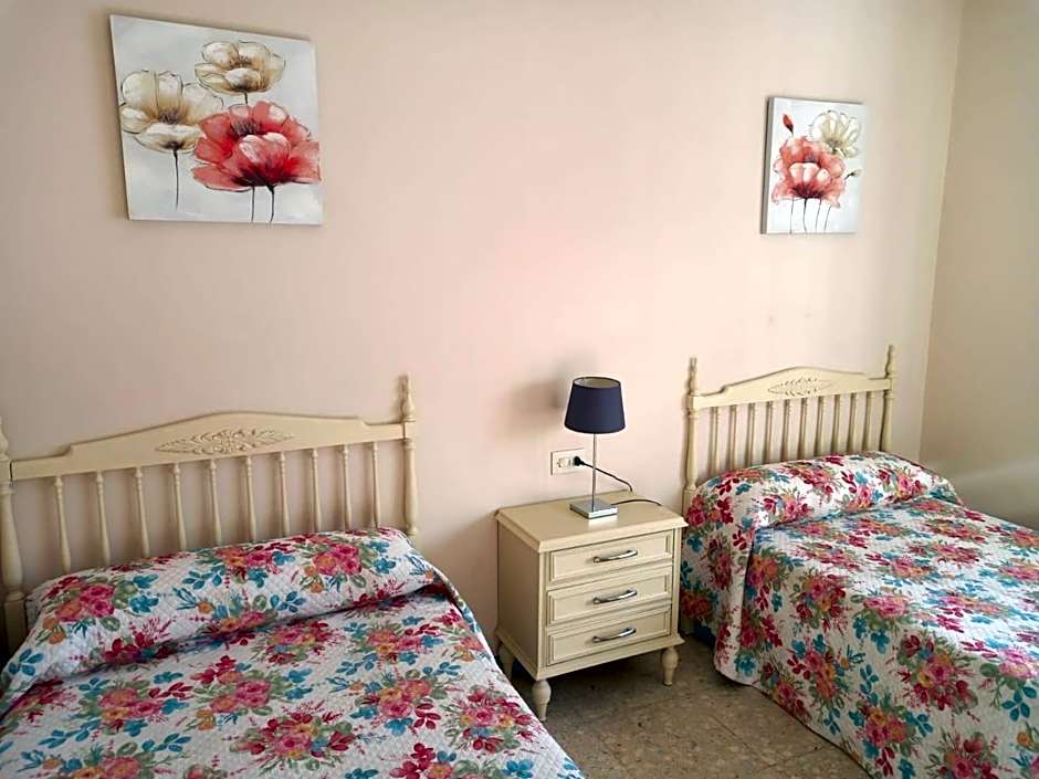 Foto 1 de 4 de Standard Double Room with Shared Bathroom