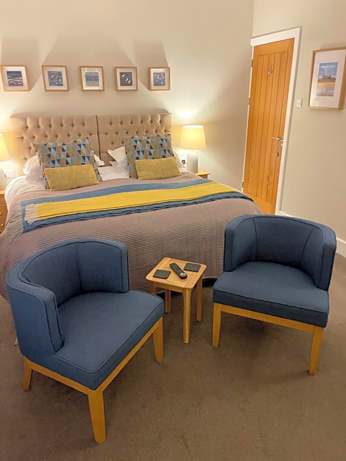 Horncliffe room only accommodation