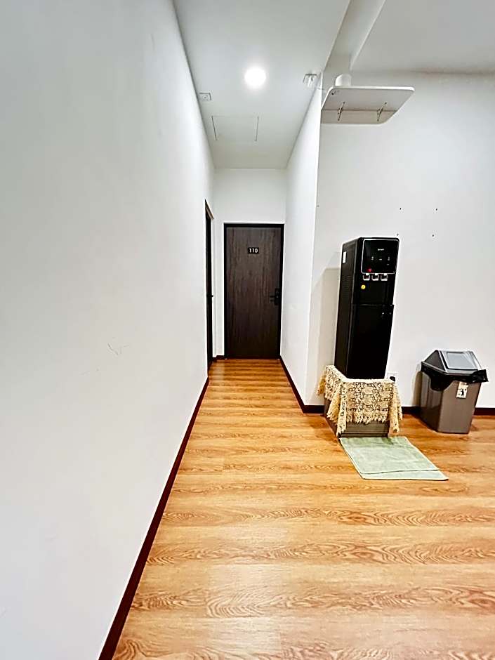 Lestari Inn Boutique Residence - Private Parking