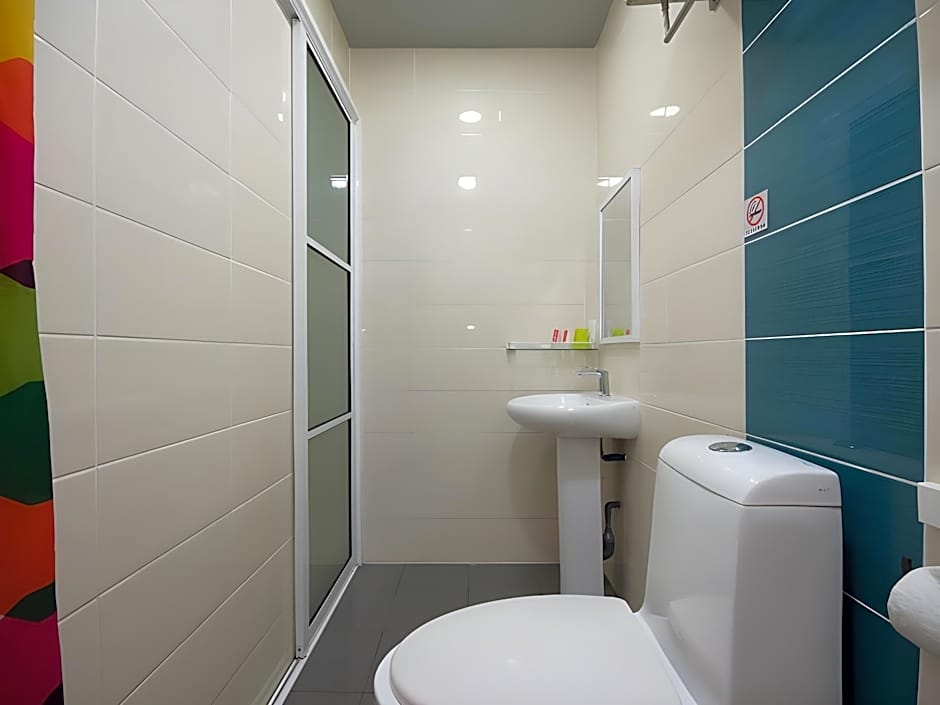 Capital O 89344 Labuan Avenue Hotel