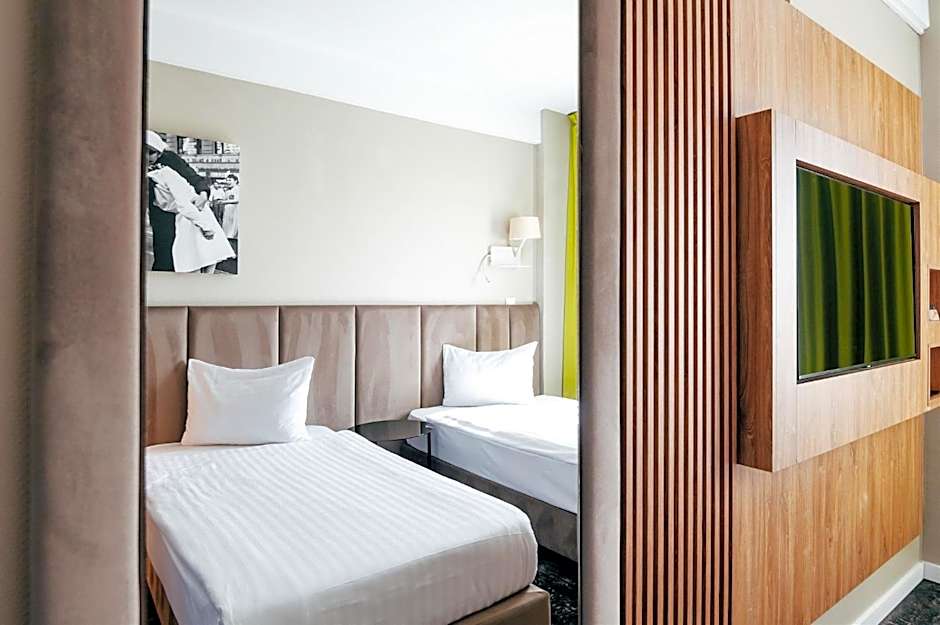 Business Hotel Conference Center & Spa