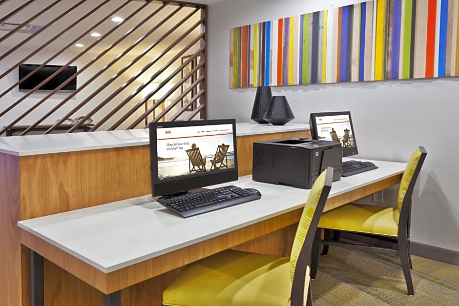 Holiday Inn Express Phenix City-Fort Benning, an IHG Hotel