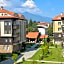 Hotel Bojur & Bojurland Apartment Complex