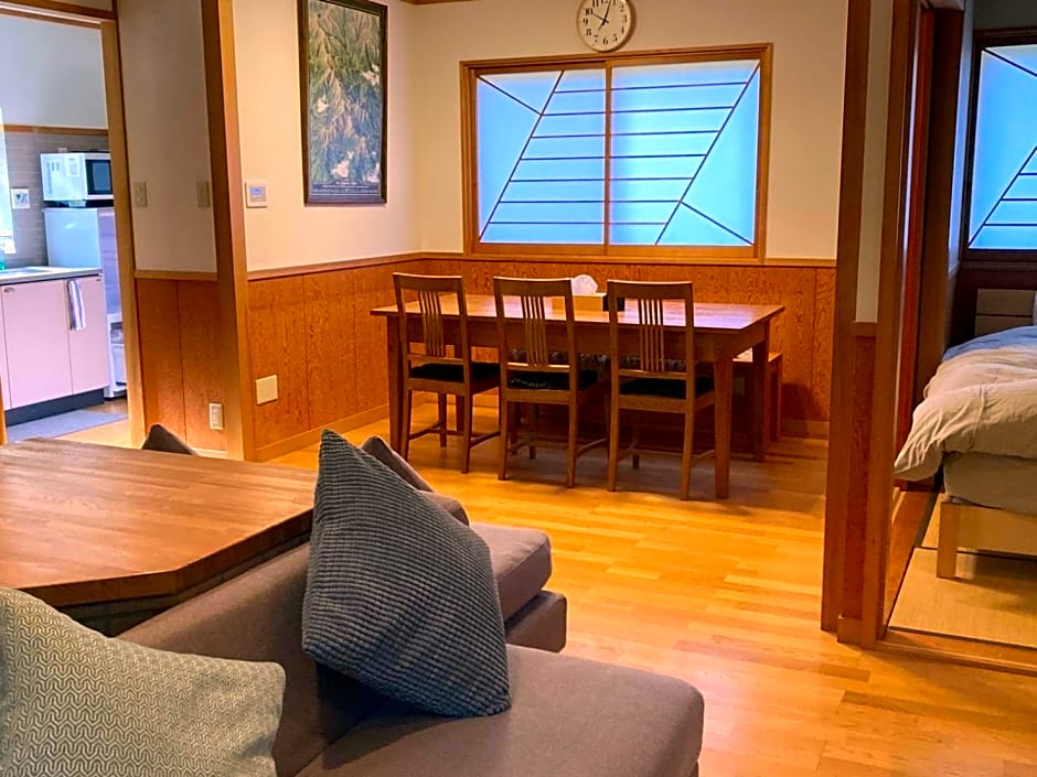 Shirokuma Lodge Hakuba