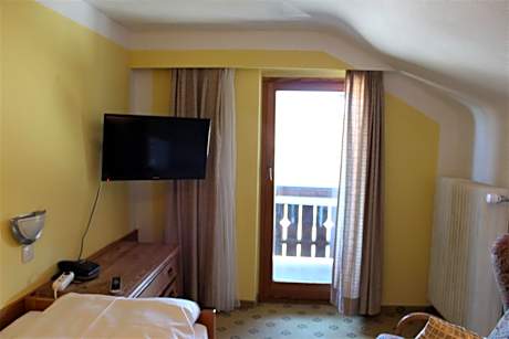 Single Room with Balcony