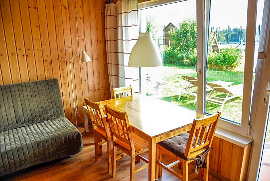 Domki Letniskowe Pod Orzechem Dziwnówek-Wrzosowo