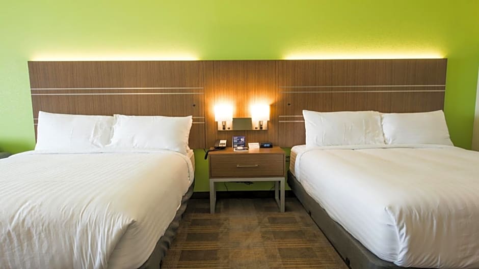 Holiday Inn Express & Suites DRIPPING SPRINGS - AUSTIN AREA